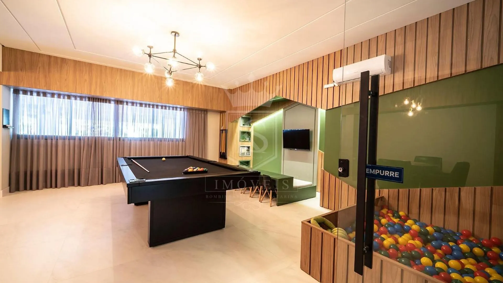 A07 - Apartamento 301 Bloco 3 - Waldgarten - 50M Do Mar - Condominio De Alto Padrao Com Piscina E Academia. Bombinhas Brazil
